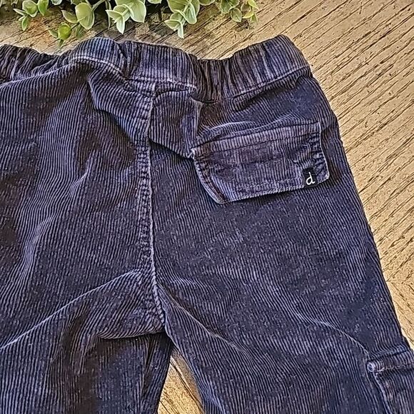 Black corduroy joggers size 6 - Picture 7 of 10